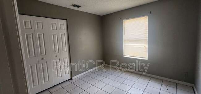 Building Photo - 3805 Carraway St