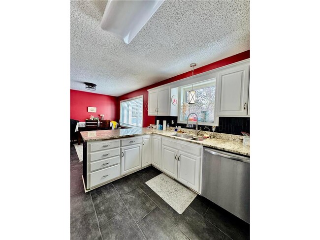 Building Photo - 3663 125th Ave NE