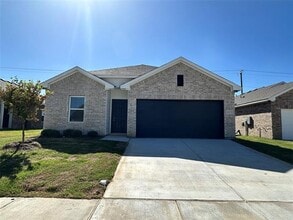 Building Photo - 1821 Aleia Cv