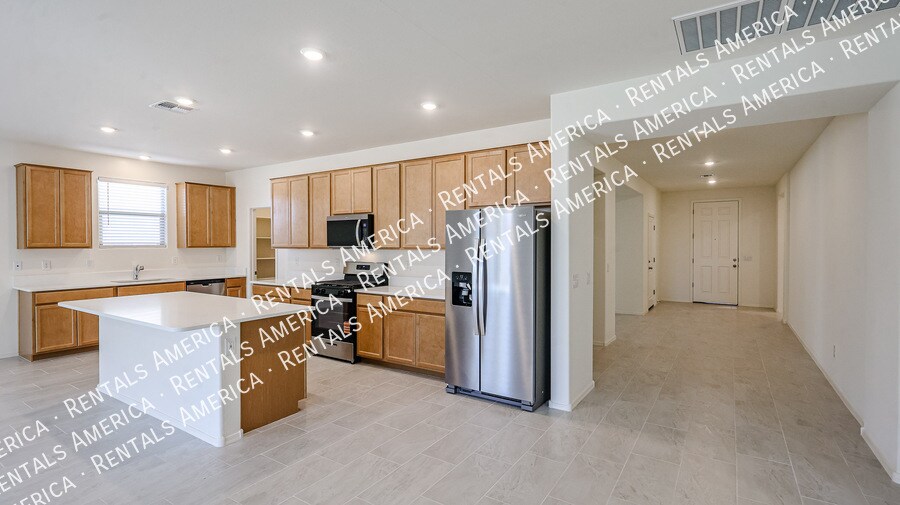 Building Photo - 17175 W Blue Sky Dr