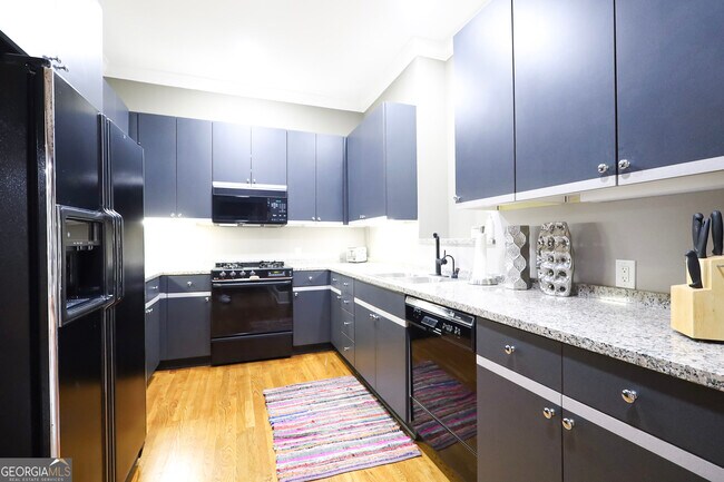 Building Photo - 700 S Brighton Ct