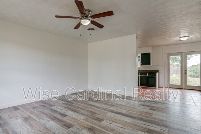 Building Photo - 1612 68th St