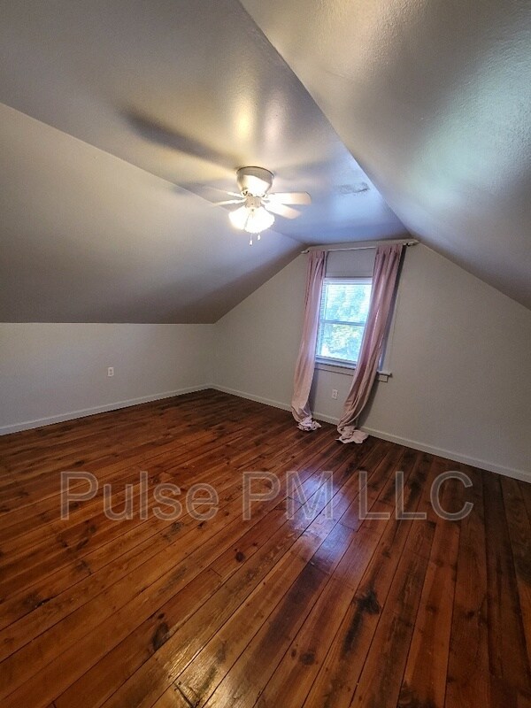 Building Photo - 2222 Oakland Ave