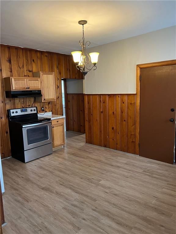 Building Photo - 14 Sabra St