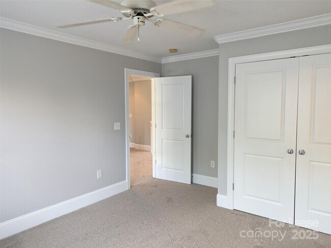 Building Photo - 103 Hickory Hill Rd
