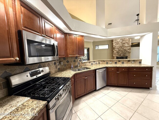 Building Photo - 108 Windward Way