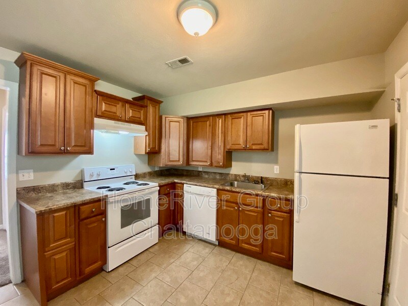 Building Photo - 505 Bruning Ln