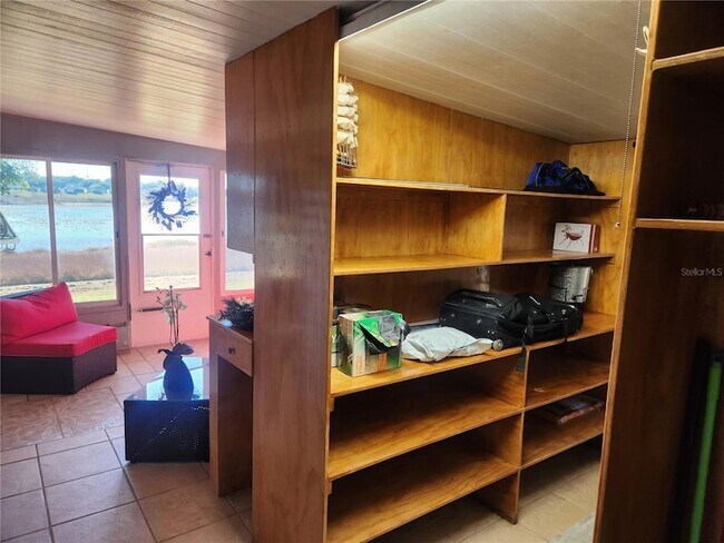 Building Photo - 24921 Pine Hill