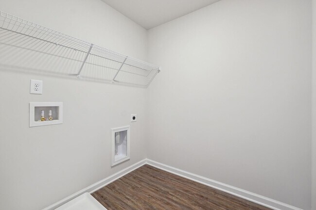 Building Photo - Enclave at Dawson Forest