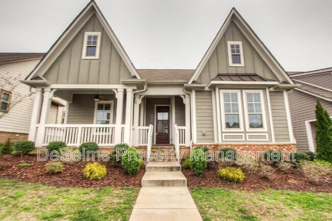 Building Photo - 3125 Hazelton Dr