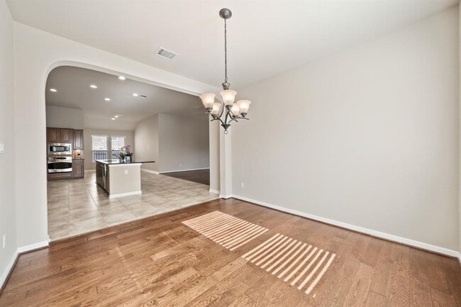 Building Photo - 209 Rock Vista Run