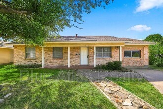 Building Photo - 3609 Galaxie Dr