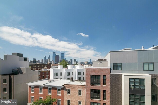 Building Photo - 1533 Ridge Ave