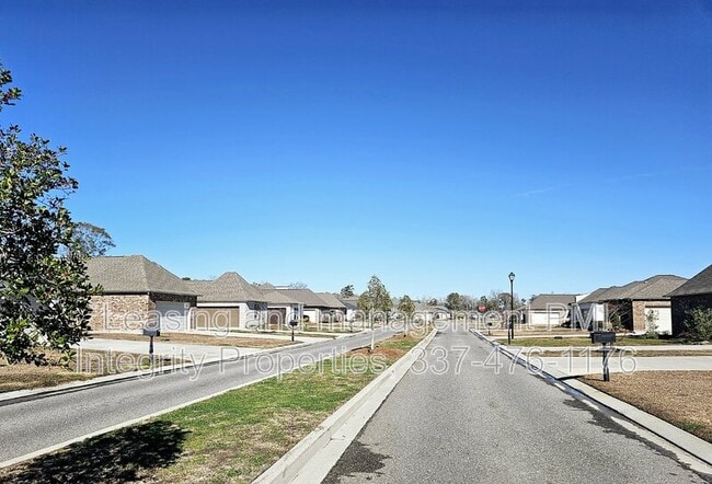 Building Photo - 30195 Sanctuary Blvd