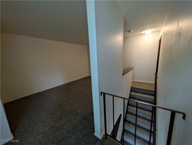 Building Photo - 595 Dayton St