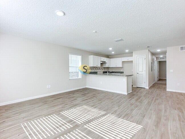 Building Photo - FIRST MONTH FREE!
