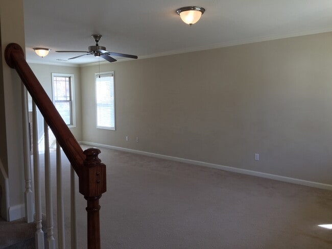 Building Photo - Beautiful Home in West Knoxville