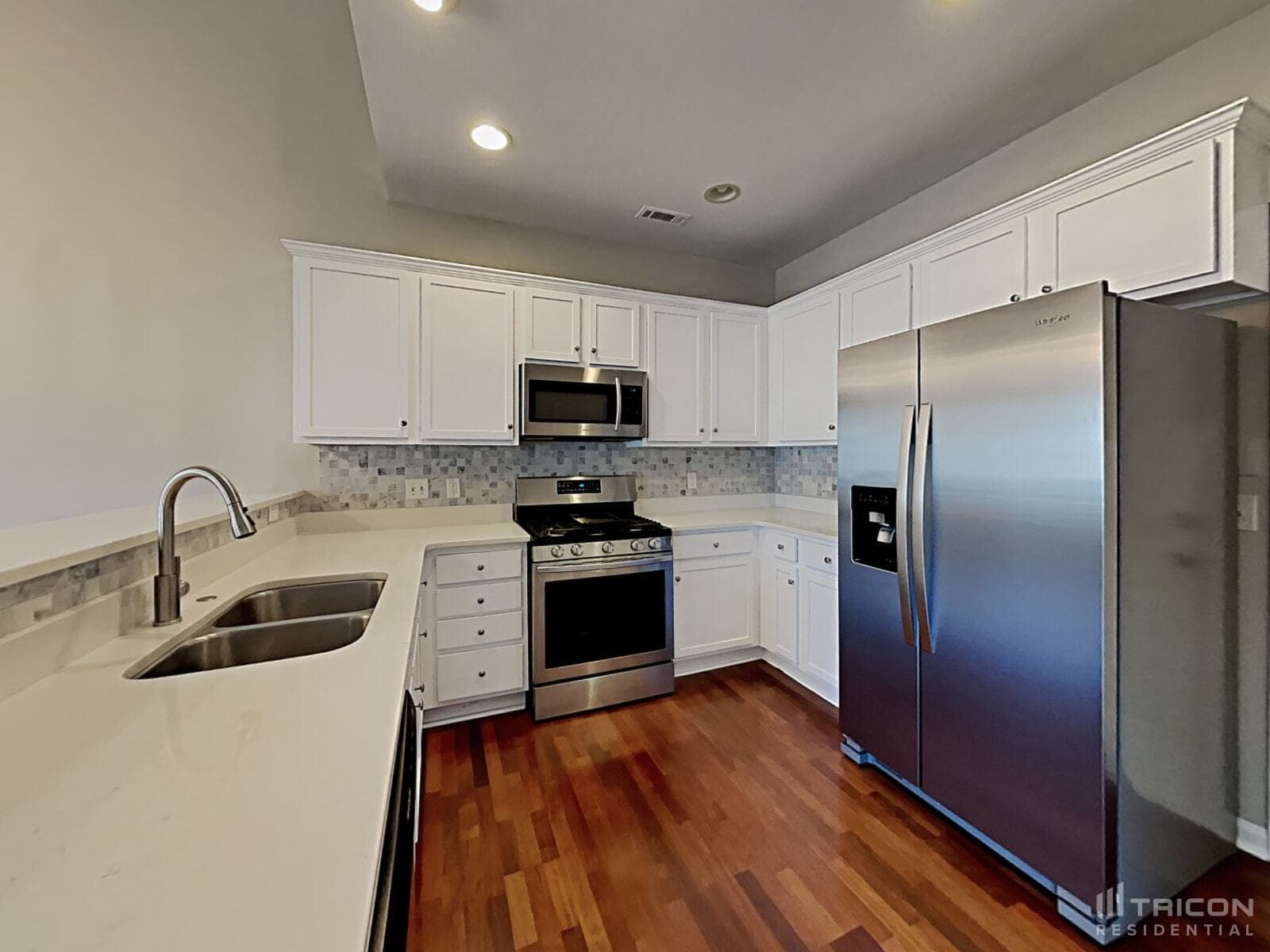 Building Photo - 523 Clairidge Dr