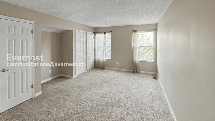 Building Photo - 6330 Wyler Dr