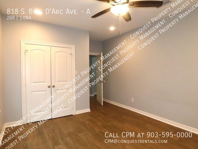Building Photo - 818 S Bois D Arc Ave