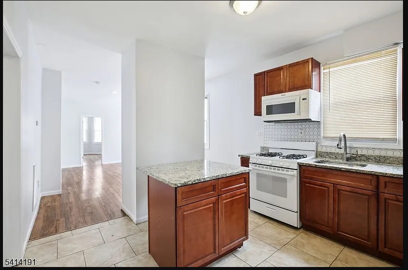 Kitchen - 750 S 17th St