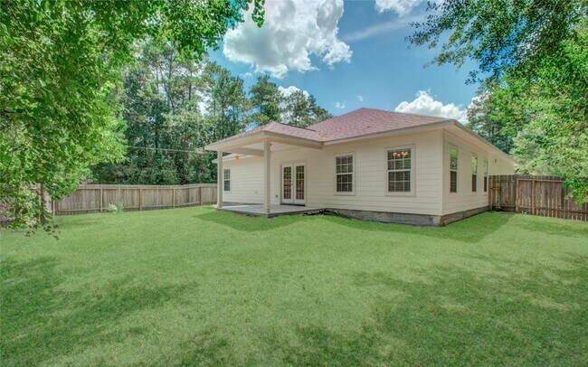 Building Photo - 10572 Twin Oak Dr