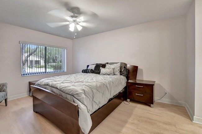 Building Photo - 8046 Summerview Terrace