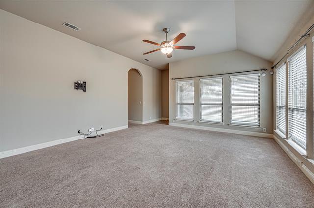 Building Photo - 6625 Thistle Wood Dr