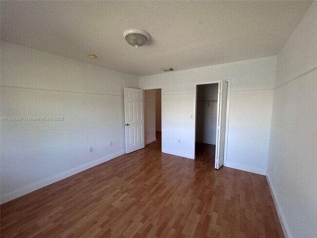Building Photo - 6528 SW 158th Pass