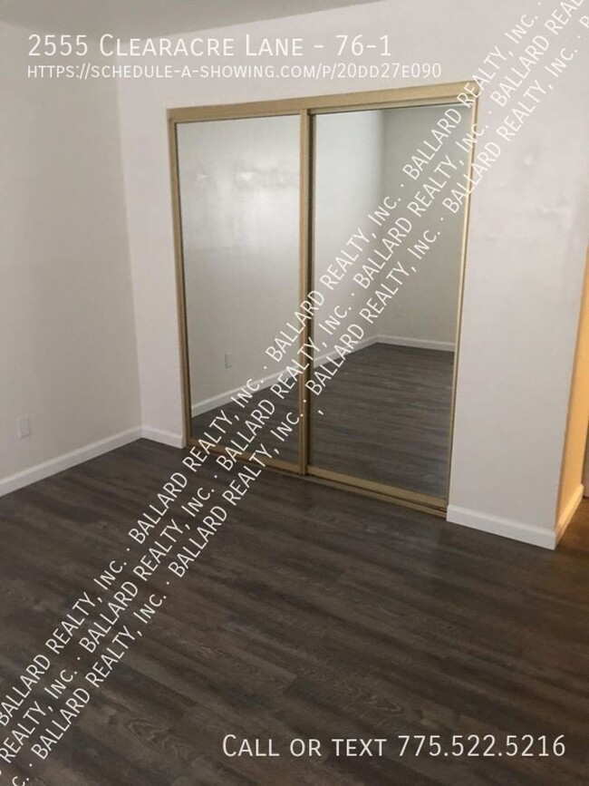 Building Photo - One bedroom, One bath downstairs condo wit...