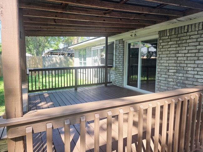 Building Photo - 3218 Glade Springs Dr