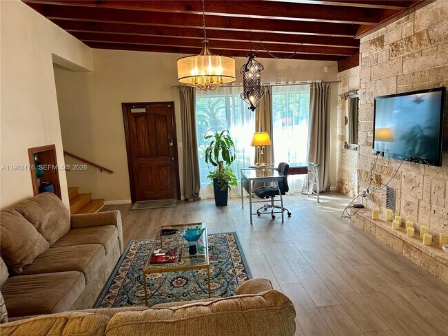 Building Photo - 14155 Old Cutler Rd