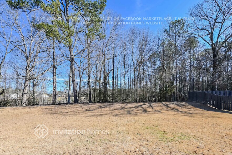 Building Photo - 4294 Woodsley Pl