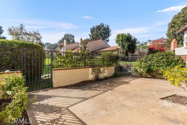 Building Photo - 25572 Spinnaker Dr