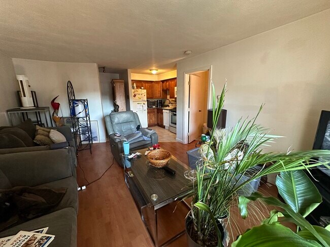 Building Photo - 915 Edgell Rd