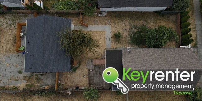 Building Photo - Captivating Multi-level 4Bed/2Bath Tacoma ...
