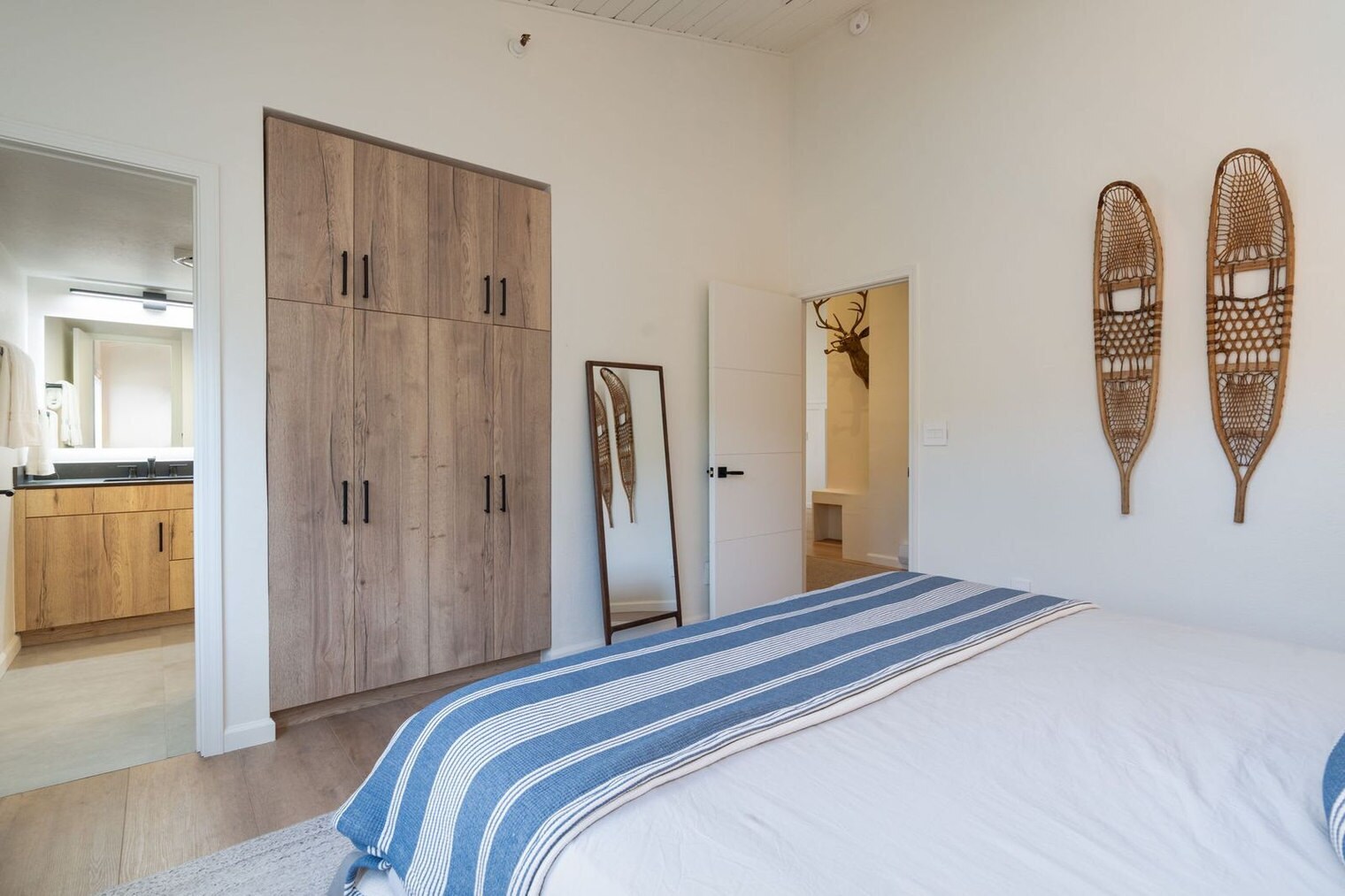 Building Photo - 360 Wood Rd