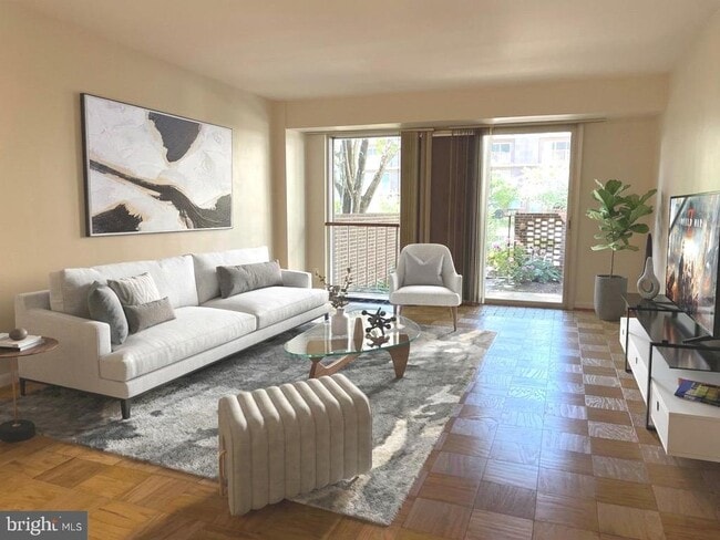 Building Photo - 520 N St SW