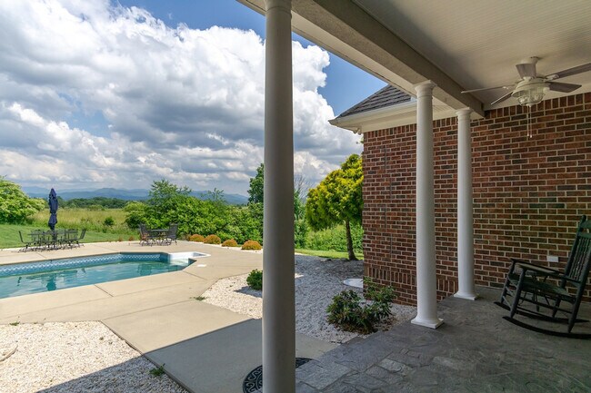 Building Photo - 500 Tillery Br Rd