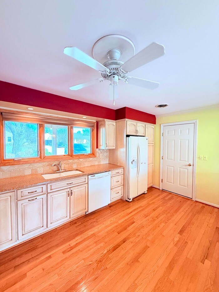 Building Photo - 42021 Banbury Ct