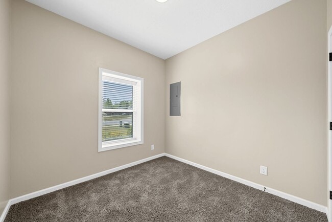 Building Photo - 1227 Brigade Dr