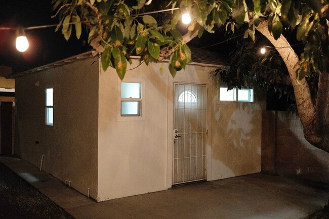 Building Photo - 714 S Philadelphia St