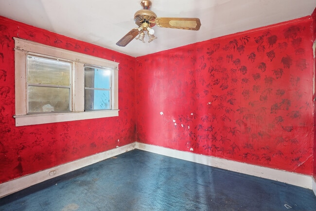 Building Photo - 413 Fulton Ave SW