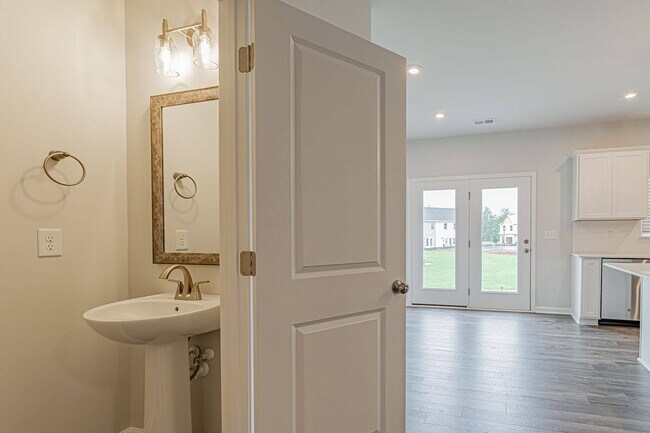 Building Photo - 231 Santorini Wy