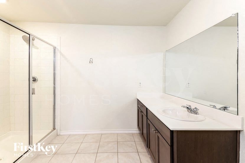 Building Photo - 312 Wilson Way