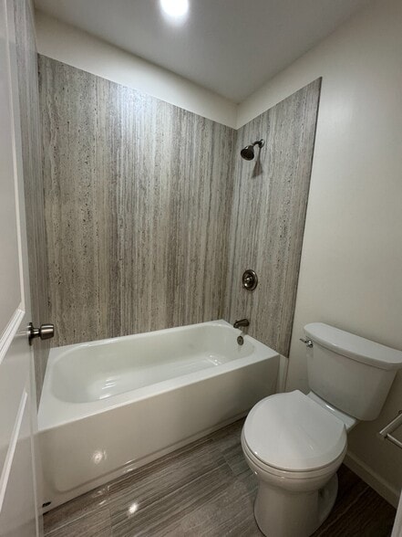 Guest bathroom - 328 E Linda Vista Ave