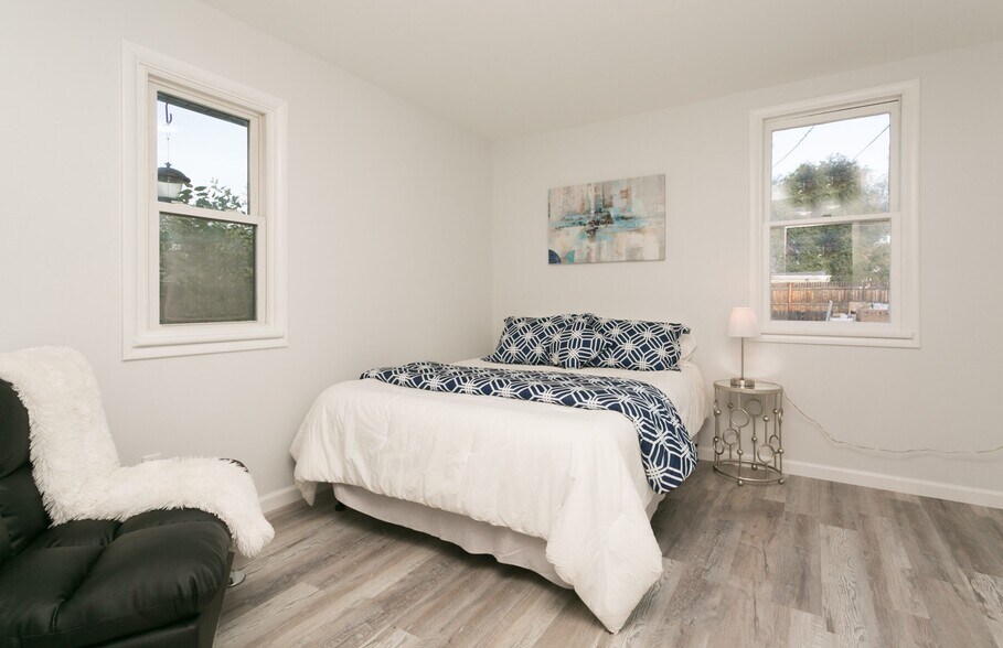 Building Photo - 4898 S Logan St