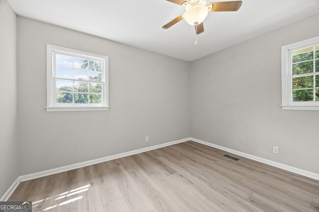 Building Photo - 2260 Arrowwood Dr