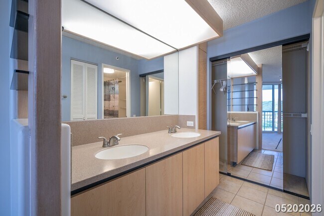 Building Photo - $4000 l 2 Bedrooms | 2 Bathrooms | STUNNING VIEWS/ RESORT STYLE LIVING