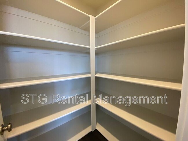 Building Photo - 1130 S 4380 W